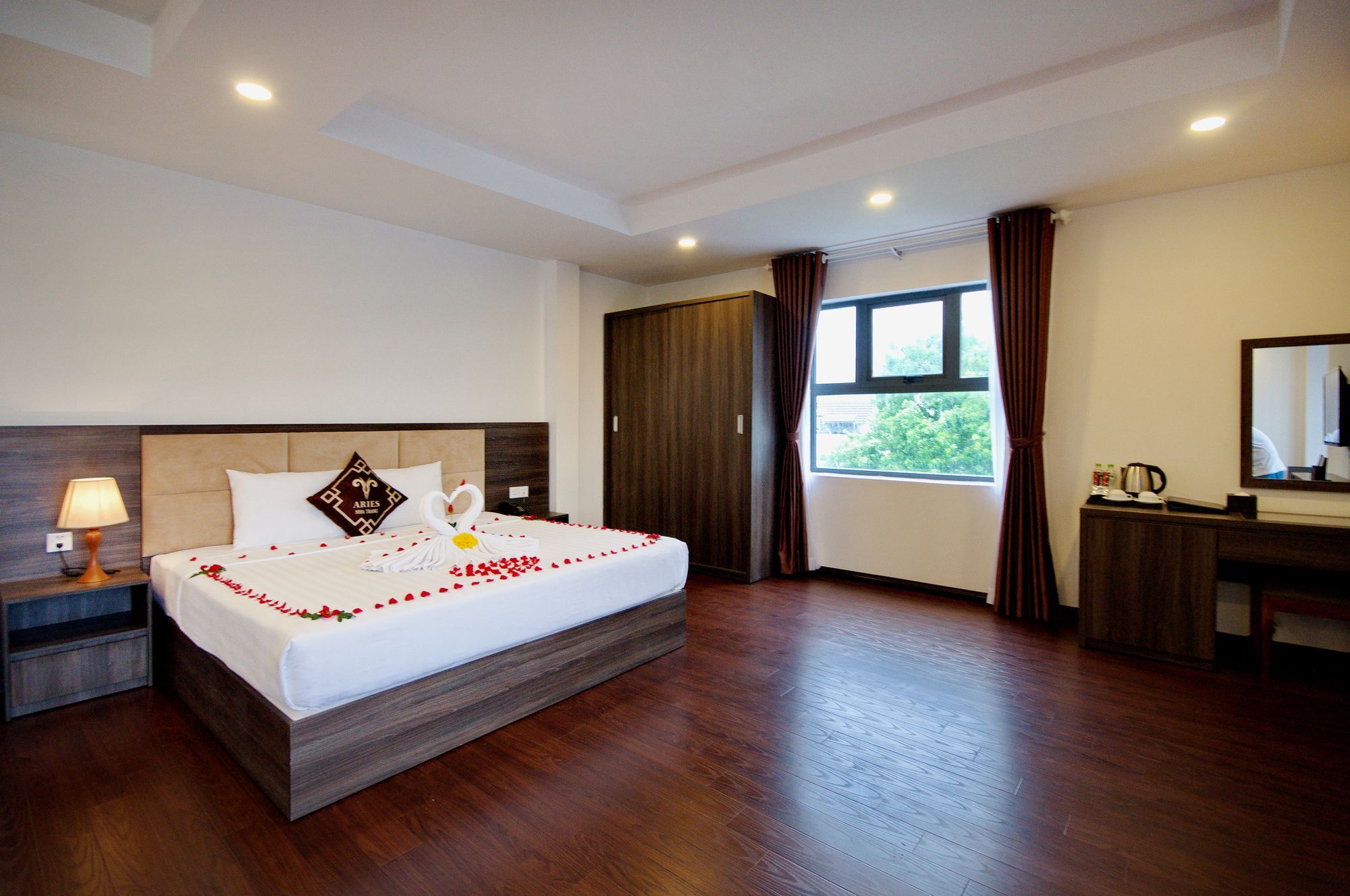 Aries Hotel Nha Trang Exterior foto